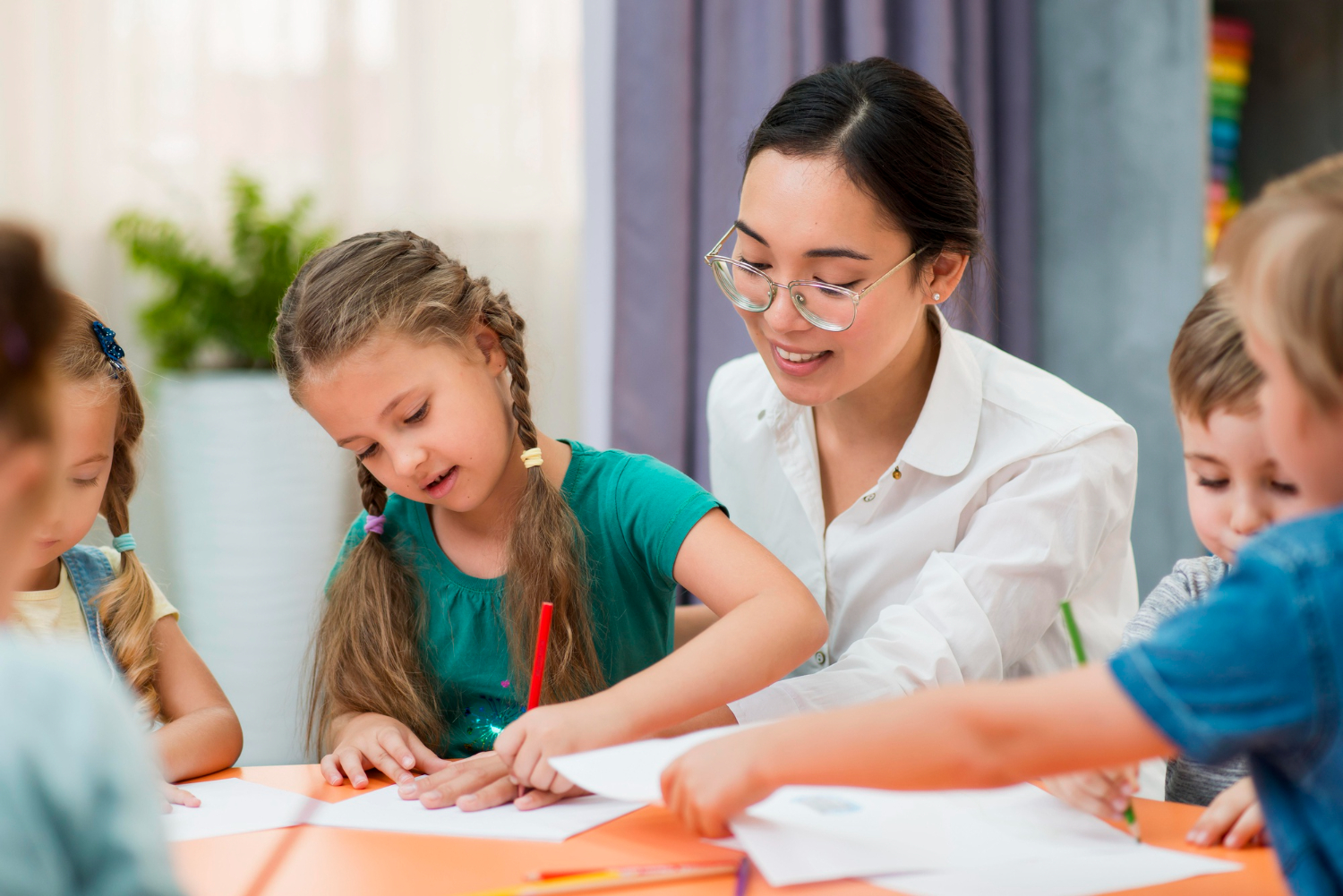 Key Responsibilities and Duties of a Teacher Assistant