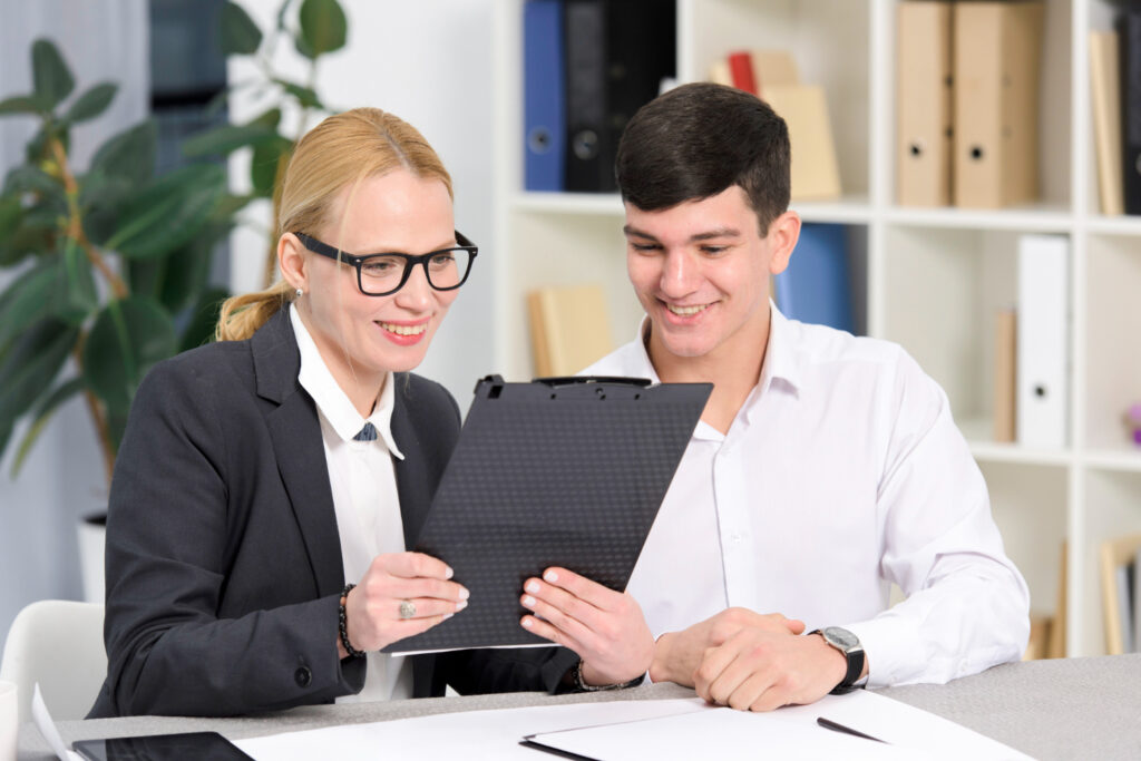 How to Become an NVQ Assessor: Courses and Qualifications Explained